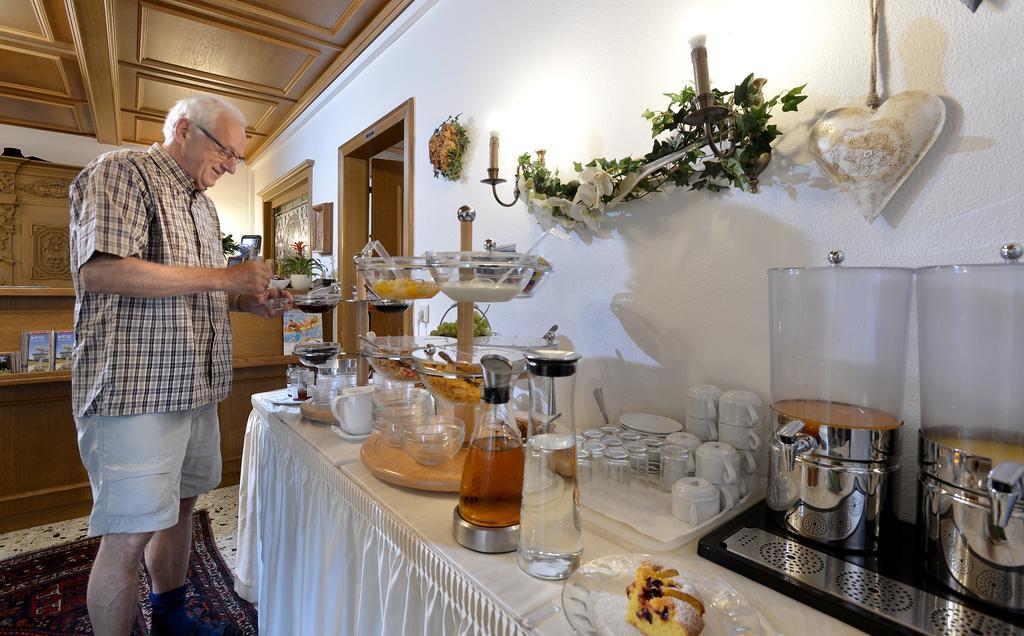 Hotel Garni Jennewein Mayrhofen Zewnętrze zdjęcie