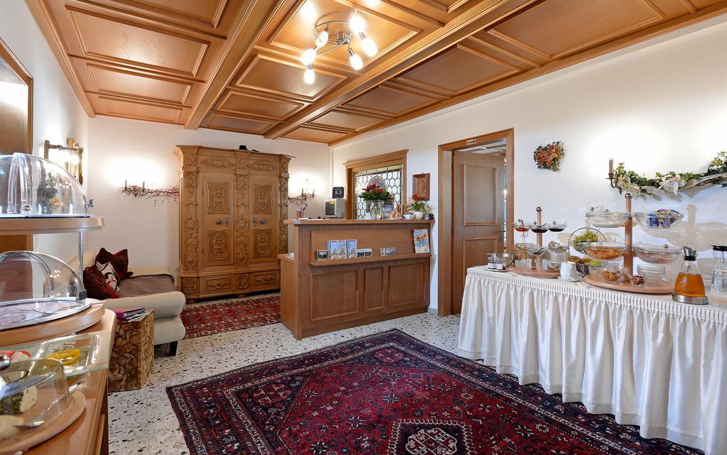 Hotel Garni Jennewein Mayrhofen Zewnętrze zdjęcie
