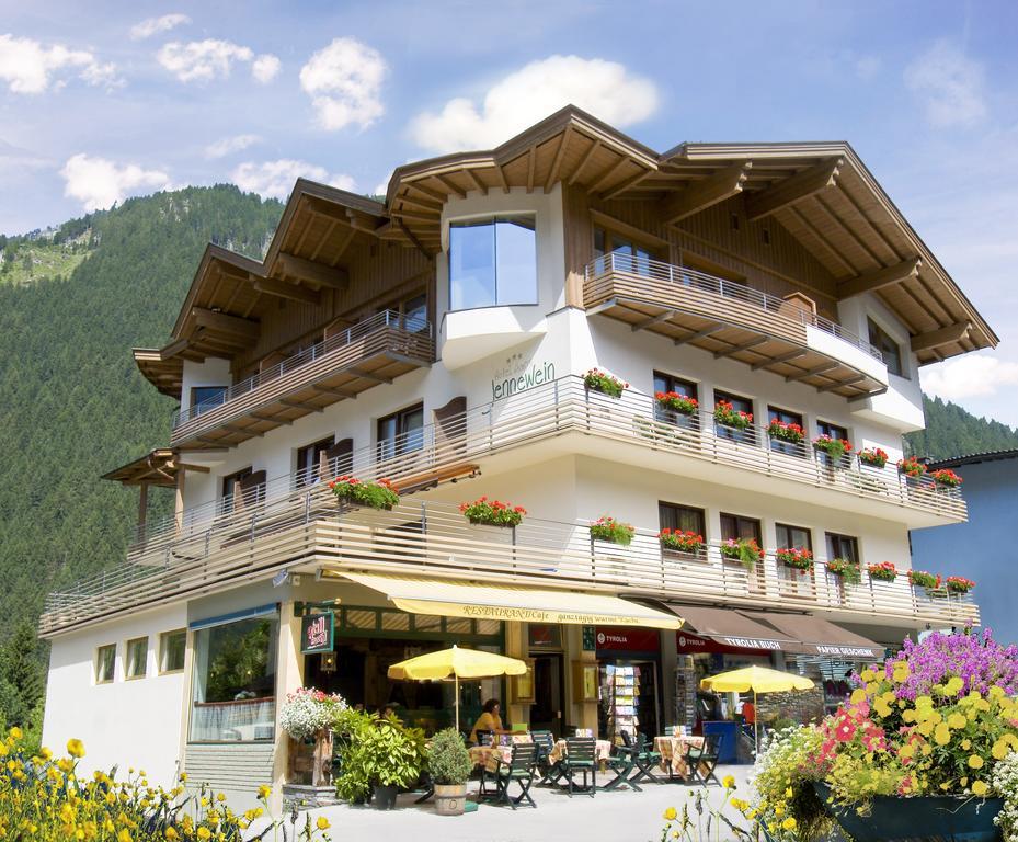 Hotel Garni Jennewein Mayrhofen Zewnętrze zdjęcie