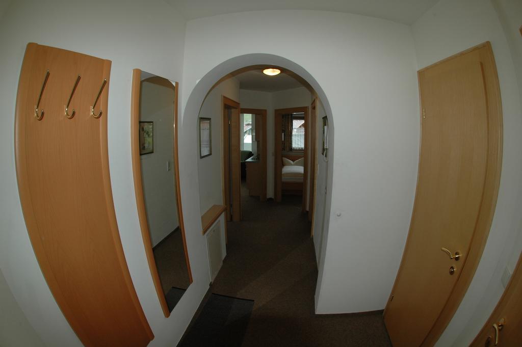 Hotel Garni Jennewein Mayrhofen Pokój zdjęcie