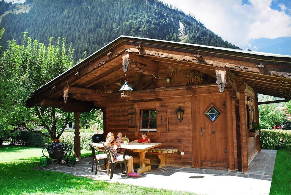 Hotel Garni Jennewein Mayrhofen Zewnętrze zdjęcie